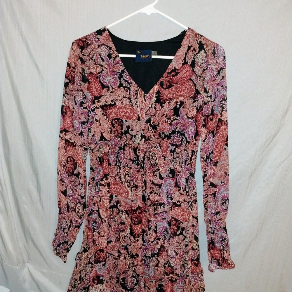 Just...Taylor Pink and Black Paisley Long Sleeve Dress